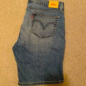 Levi’s Juniors Blue Jean Superlow 518 Shorts Sz 13